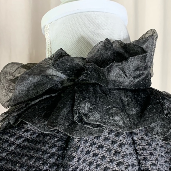 1900s Ladies Capelet - Picture 4 of 7